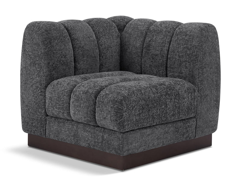 Quinn - Corner Chair