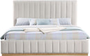 Lucia - Bed