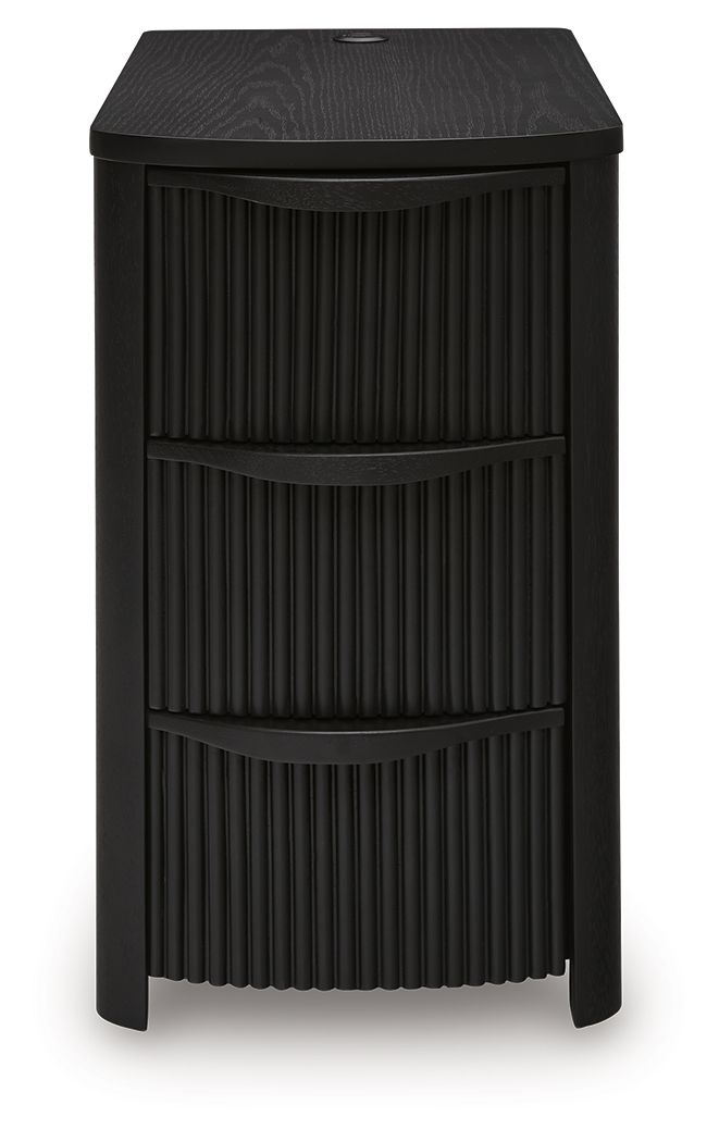 Camdill - Chair Side End Table