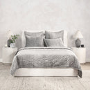 Bari - Velvet Quilt - Gray