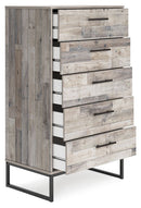 Neilsville - Five Drawer Chest - Whitewash